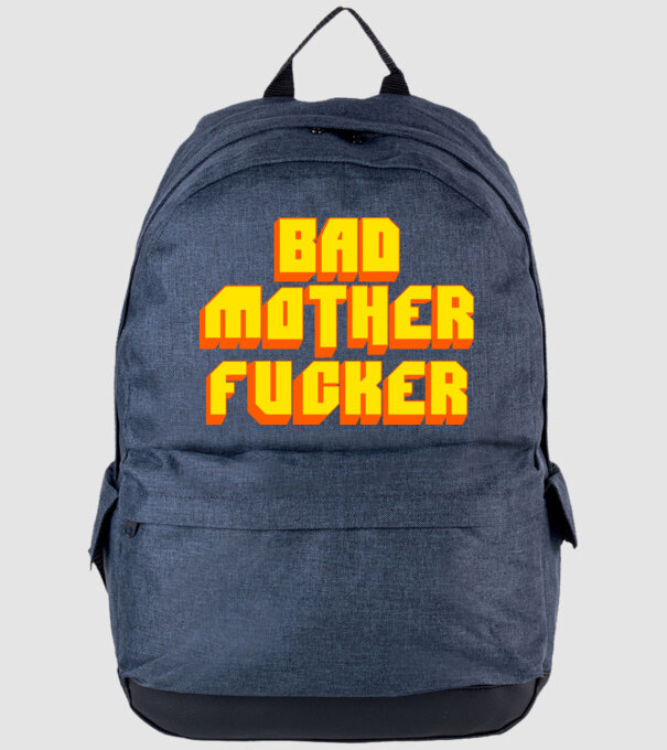 minta farmerkék pólón