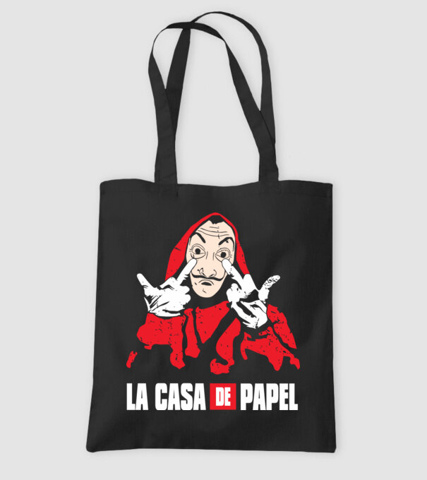  minta fekete pólón
