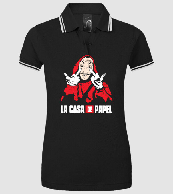  minta fekete pólón